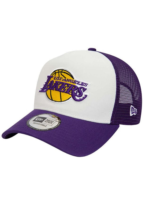 Czapka New Era Los Angeles Lakers fioletowa regulowana. Kolor: czarny, fioletowy, wielokolorowy. Materiał: poliester, bawełna. Wzór: haft. Styl: sportowy