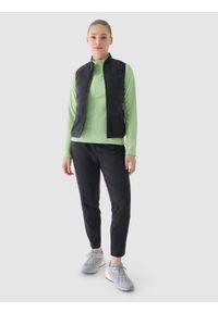 4f - 4F Bluza treningowa slim szybkoschnąca damska - zielona L. Okazja: na co dzień. Typ kołnierza: bez kaptura, kołnierzyk stójkowy. Kolor: zielony. Długość: krótkie. Wzór: ze splotem, jednolity, gładki. Materiał: materiał, syntetyk, dzianina, włókno, elastan. Długość rękawa: raglanowy rękaw. Styl: sportowy, klasyczny, casual. Sport: fitness, bieganie #2