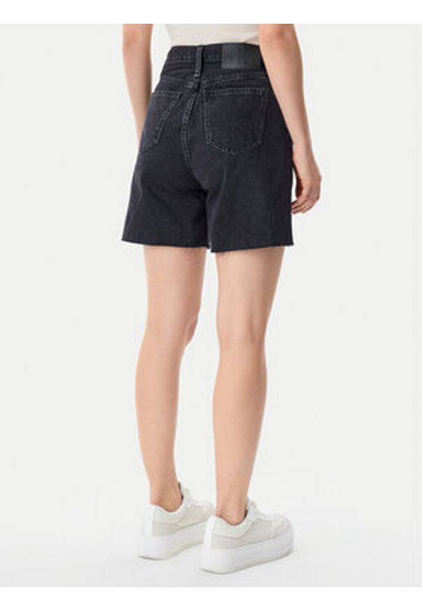 Calvin Klein Jeans Szorty jeansowe J20J225190 Czarny Loose Fit. Kolor: czarny. Materiał: bawełna