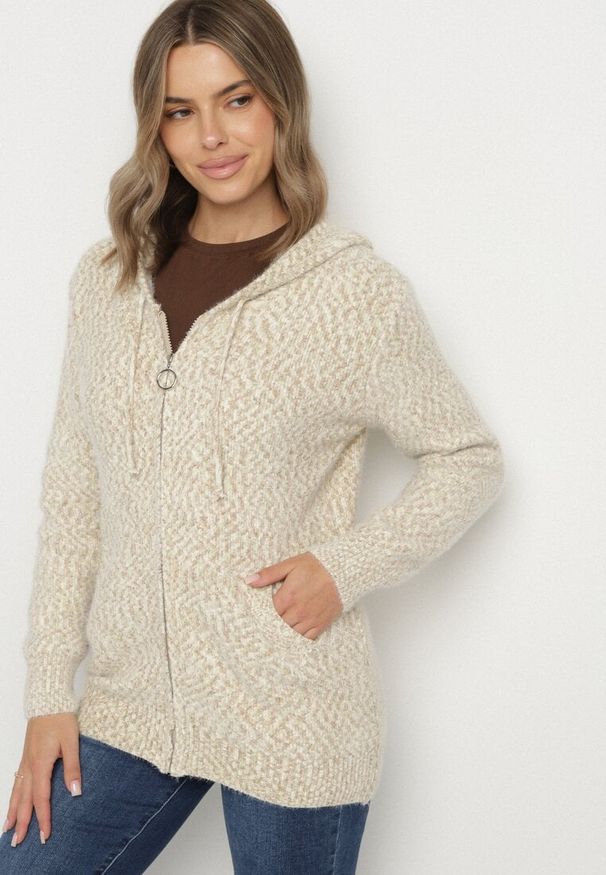 Born2be - Jasnozielony Kardigan z Wełną na Suwak z Kapturem Zenlina. Okazja: na co dzień. Typ kołnierza: kaptur. Kolor: zielony. Materiał: wełna. Styl: casual