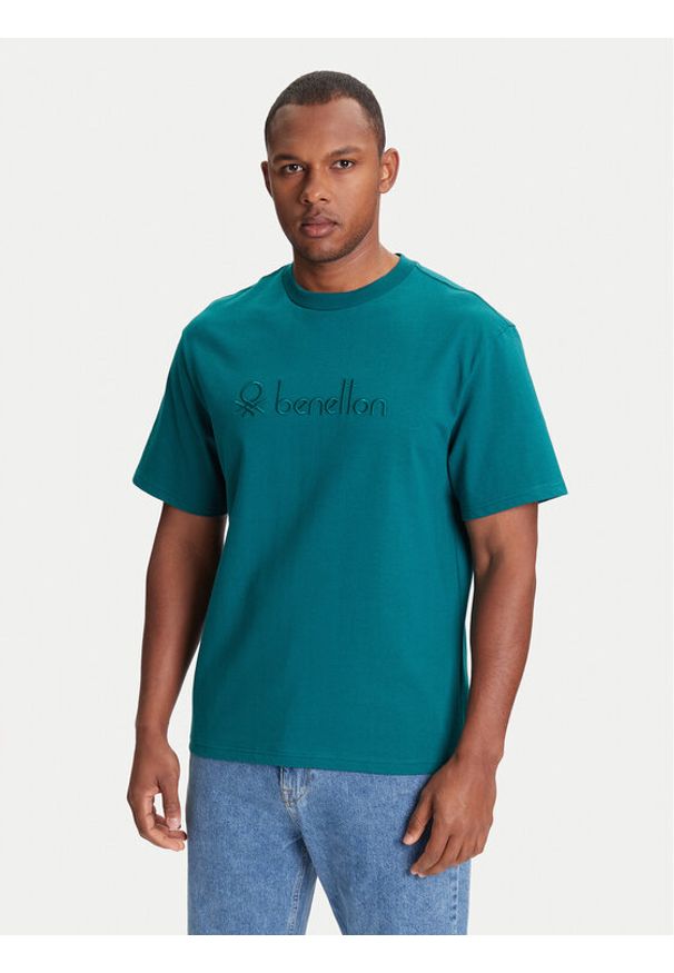 United Colors of Benetton - United Colors Of Benetton T-Shirt 3MI6U109O Zielony Oversize. Kolor: zielony. Materiał: bawełna