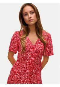 Vero Moda Sukienka letnia Alba 10292845 Czerwony Regular Fit. Kolor: czerwony. Materiał: wiskoza. Sezon: lato #3