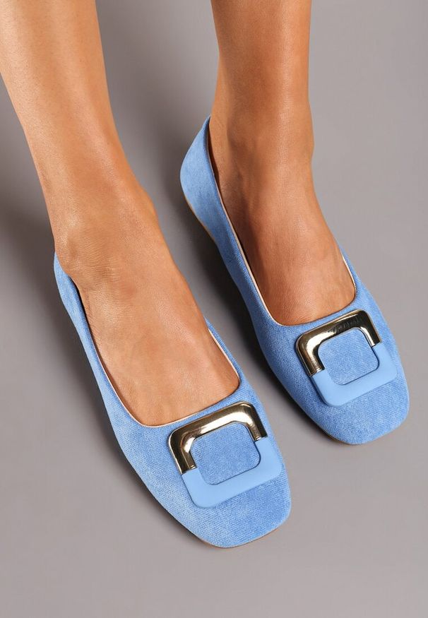 Born2be - Jasnoniebieskie Płaskie Klasyczne Balerinki z Ozdobną Klamrą Nassnema. Zapięcie: klamry. Kolor: niebieski. Materiał: jeans. Styl: klasyczny