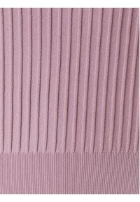 Tatuum Sweter Bazo T2501.046 Różowy Regular Fit. Kolor: różowy. Materiał: wiskoza