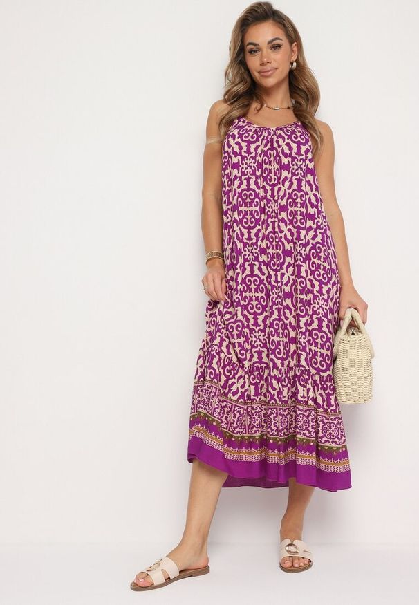 Born2be - Fioletowa Bawełniana Sukienka o Rozkloszowanym Kroju na Cienkich Ramiączkach Nellarra. Kolor: fioletowy. Materiał: bawełna. Długość rękawa: na ramiączkach. Sezon: lato. Styl: elegancki