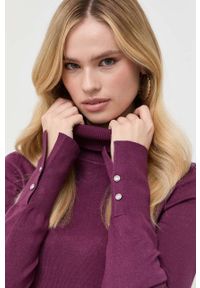 Guess sweter damski kolor fioletowy lekki z golfem. Typ kołnierza: golf. Kolor: fioletowy. Materiał: dzianina. Wzór: gładki #5