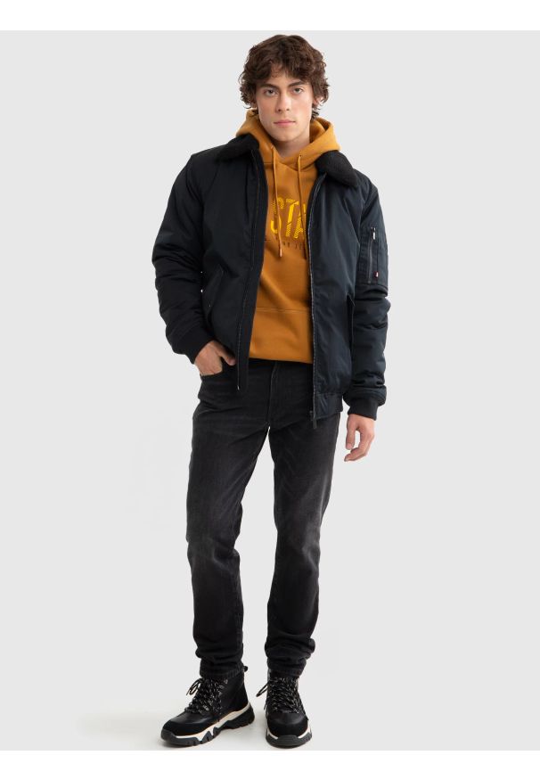 Big-Star - Bluza męska z kapturem z logo BIG STAR musztardowa Bruden 803. Typ kołnierza: kaptur. Kolor: brązowy. Materiał: jeans, materiał. Styl: sportowy, klasyczny