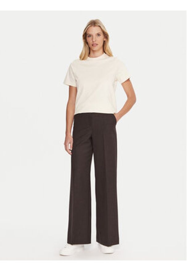 Lacoste T-Shirt TF0355 Beżowy Regular Fit. Kolor: beżowy. Materiał: bawełna