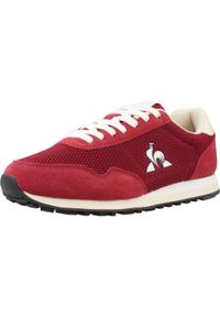 Le Coq Sportif - Buty LE COQ SPORTIF ASTRA_2 Czerwony. Kolor: czerwony. Materiał: tkanina, syntetyk. Sport: turystyka piesza #1