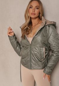 Renee - Ciemnozielona Kurtka z Pikowanymi Przeszyciami i Kapturem Ściągana po Bokach Nusillian. Okazja: na co dzień. Kolor: zielony. Materiał: jeans. Styl: klasyczny, casual, elegancki