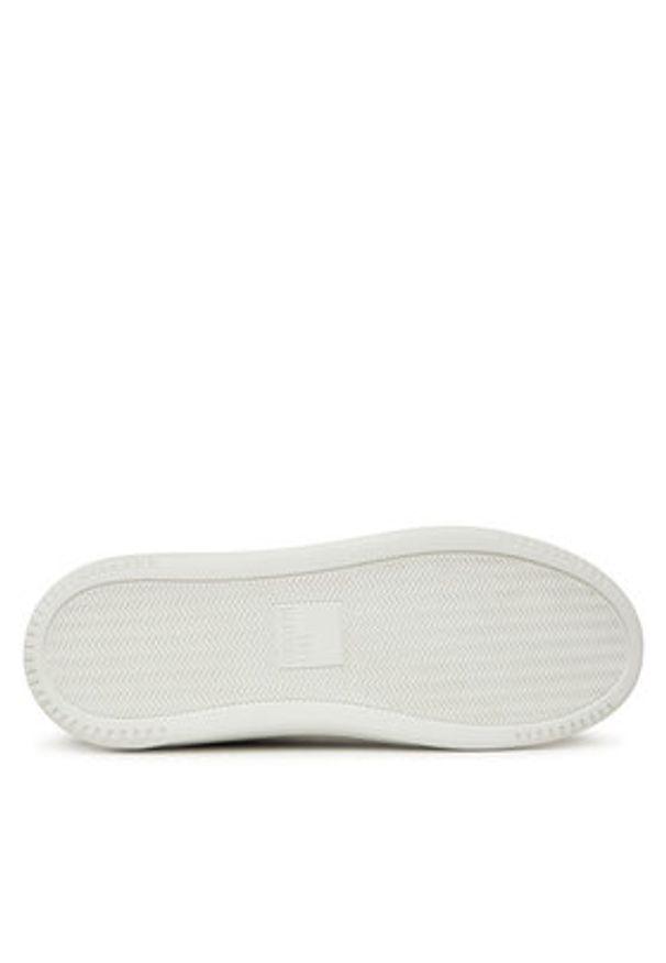 Love Moschino - LOVE MOSCHINO Sneakersy JA15335G0NIEC00A Czarny. Kolor: czarny. Materiał: skóra