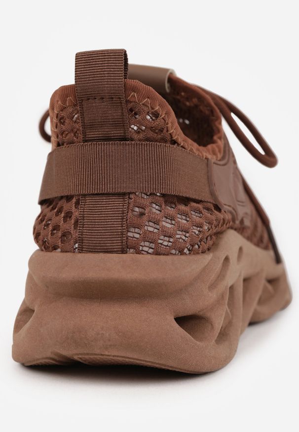 Born2be - Brązowe Siateczkowe Sneakersy na Grubej Podeszwie z Perforacją Mirarien. Nosek buta: okrągły. Kolor: brązowy. Materiał: skóra, materiał. Sezon: lato. Obcas: na obcasie. Wysokość obcasa: niski