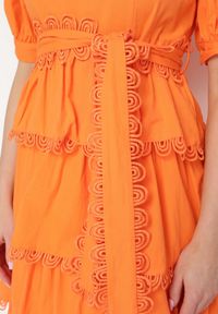 Born2be - Pomarańczowa Sukienka Thellis. Kolor: pomarańczowy. Materiał: materiał, tkanina, koronka. Długość rękawa: krótki rękaw. Wzór: gładki. Styl: elegancki. Długość: midi #7