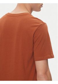 Jack & Jones - Jack&Jones T-Shirt Canggu 12281809 Czerwony Regular Fit. Kolor: czerwony. Materiał: bawełna