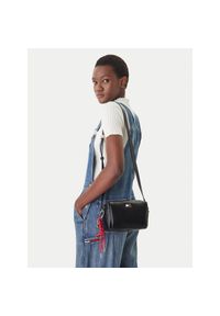 Torebka Tommy Jeans. Kolor: czarny #1