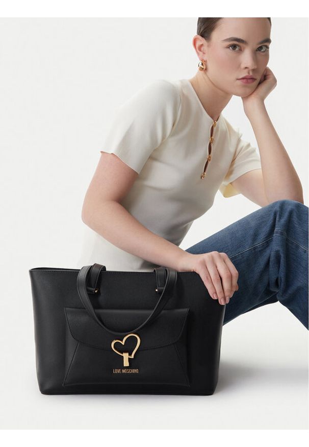 Love Moschino - LOVE MOSCHINO Torebka JC4136PP1OLQ0000 Czarny. Kolor: czarny. Materiał: skórzane