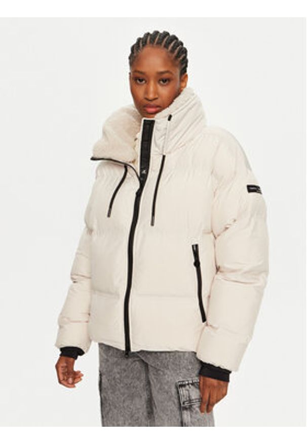 Frieda & Freddies Kurtka zimowa 3724B Écru Regular Fit. Materiał: syntetyk. Sezon: zima