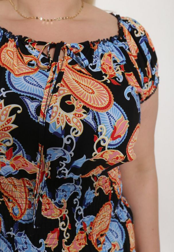 Born2be - Czarno-Niebiesksa Bawełniana Sukienka z Gumką w Pasie Zilletta. Okazja: na co dzień, na randkę. Kolor: czarny. Materiał: bawełna. Styl: casual, klasyczny