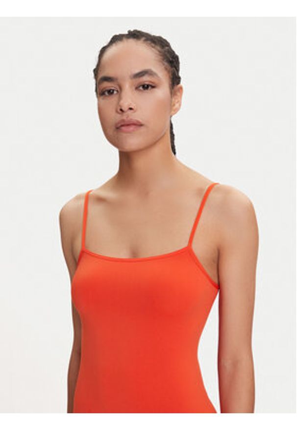 Wolford Sukienka codzienna Strap Fatal 57185 Czerwony Slim Fit. Okazja: na co dzień. Kolor: czerwony. Materiał: syntetyk. Typ sukienki: proste. Styl: casual