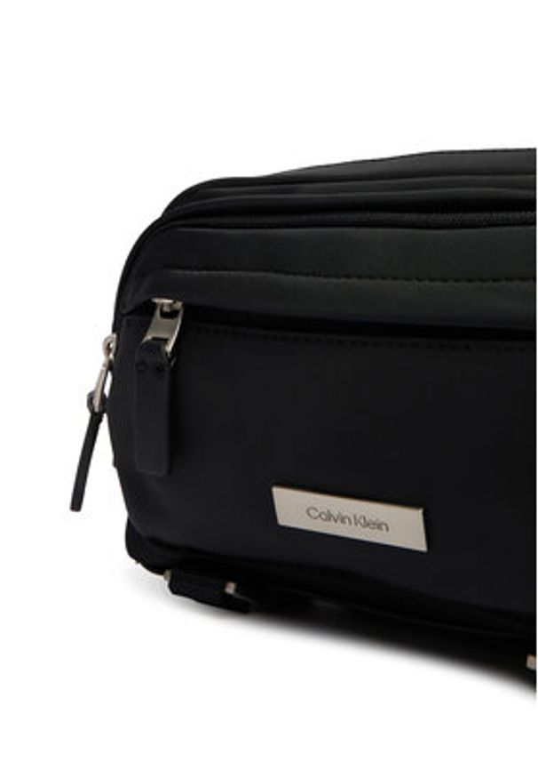 Calvin Klein Saszetka Sleek Utility Camera Bag LV04D3339G Czarny. Kolor: czarny. Materiał: skóra