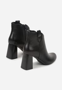 Born2be - Czarne Eleganckie Botki ze Skóry Naturalnej do Kostki na Słupku Salanae. Okazja: na co dzień. Zapięcie: zamek. Kolor: czarny. Materiał: skóra. Obcas: na słupku. Styl: elegancki #3