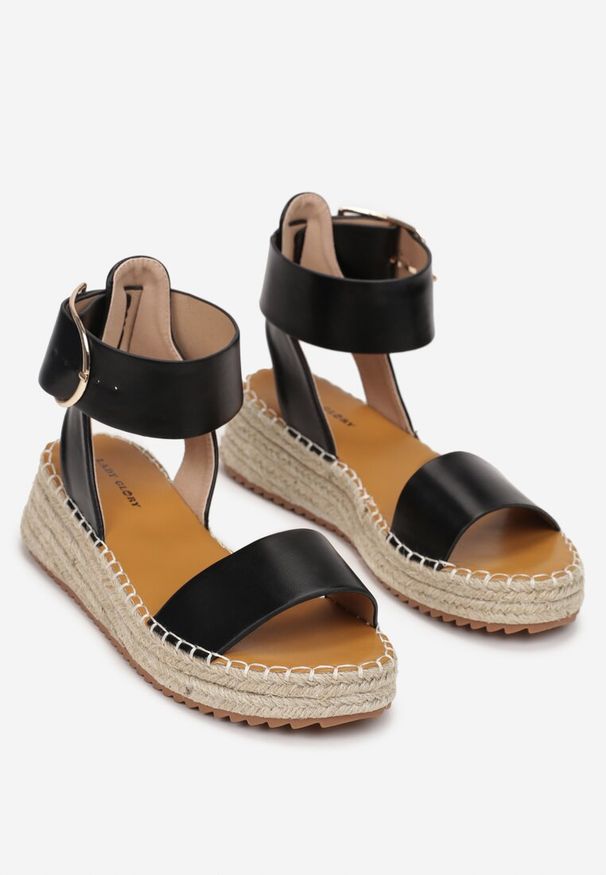 Born2be - Czarne Sandały na Plecionej Platformie z Szerokim Paskiem ze Sprzączką Mahiya. Zapięcie: pasek. Kolor: czarny. Obcas: na platformie