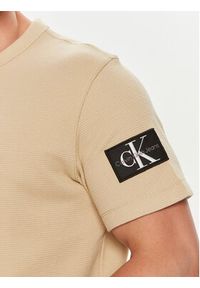 Calvin Klein Jeans T-Shirt J30J323489 Beżowy Regular Fit. Kolor: beżowy. Materiał: bawełna #4
