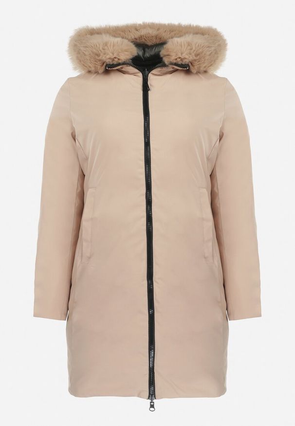 Born2be - Ciemnozielona Dwustronna Kurtka z Kieszeniami i Odpinanym Kapturem Alagona. Kolor: zielony. Materiał: futro