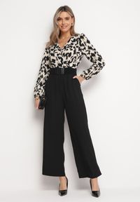 Born2be - Beżowo-Czarny Kombinezon z Kopertowym Dekoltem i Gumką w Pasie Dodatkowo Pasek Junnina. Kolor: czarny, beżowy #4