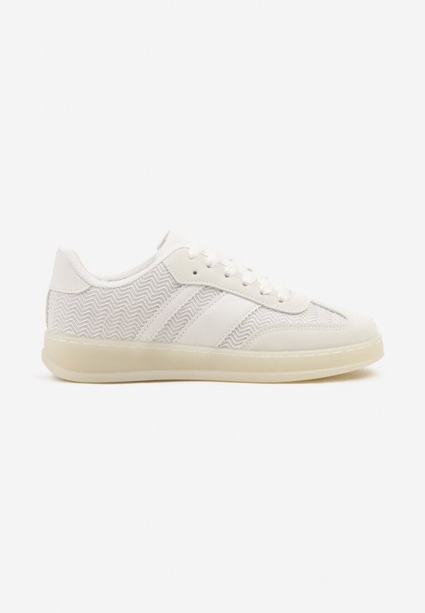 Renee - Białe Sneakersy Tenisówki Ozdobione Paskami Amodira. Okazja: na co dzień. Zapięcie: pasek. Kolor: biały. Materiał: jeans. Wzór: aplikacja