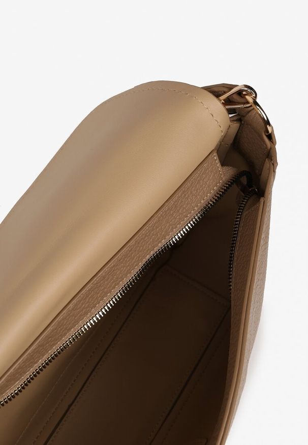 Born2be - Beżowa Prostokątna Torebka na Ramię z Metaliczną Ozdobą Durrive. Kolor: beżowy. Wzór: aplikacja. Styl: elegancki, klasyczny, casual. Rodzaj torebki: na ramię