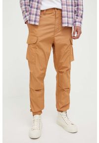 G-Star RAW - G-Star Raw spodnie bawełniane kolor brązowy proste. Kolor: pomarańczowy. Materiał: bawełna #2