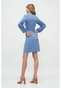 Nife - Niebieska sukienka z odcięciem pod biustem bufiaste rękawy. Okazja: na spotkanie biznesowe. Kolor: niebieski. Materiał: materiał. Styl: biznesowy #2