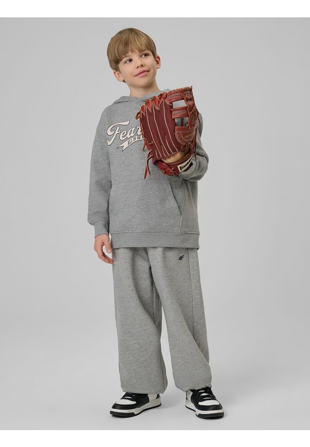 4f - 4F Bluza dresowa loose z kapturem chłopięca - szara 122/128 (6-8 lat). Okazja: na co dzień, na uczelnię. Typ kołnierza: kaptur. Kolor: szary. Materiał: dresówka. Sezon: lato. Styl: casual