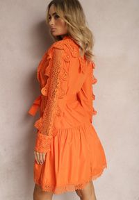 Renee - Pomarańczowa Sukienka Laodilea. Kolor: pomarańczowy. Materiał: materiał, koronka. Wzór: koronka. Styl: klasyczny. Długość: mini #4