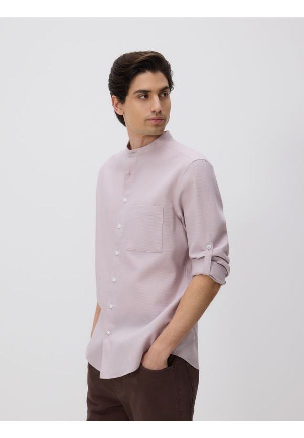 Reserved - Bawełniana koszula slim fit - brudny róż. Kolor: różowy. Materiał: bawełna