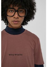 medicine - Medicine - T-shirt bawełniany Wisława Szymborska. Kolor: różowy. Materiał: bawełna. Wzór: nadruk #3