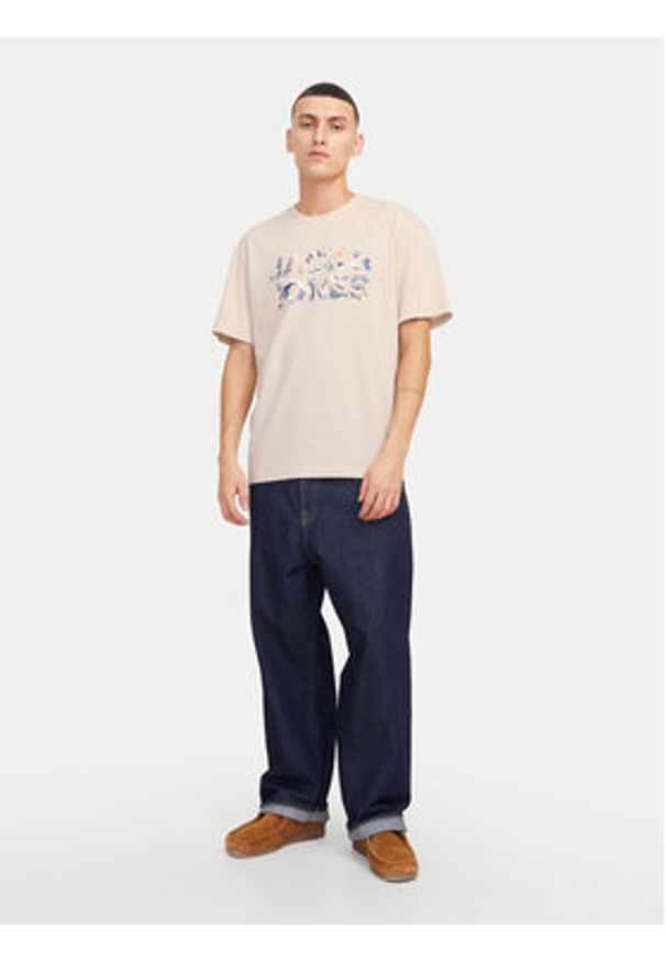 Jack & Jones - Jack&Jones T-Shirt Bryan 12268127 Beżowy Relaxed Fit. Kolor: beżowy. Materiał: bawełna