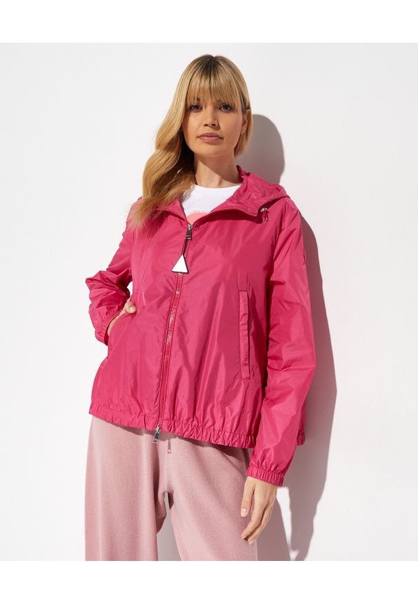 MONCLER - Różowa kurtka Boissard. Kolor: różowy, wielokolorowy, fioletowy. Materiał: materiał