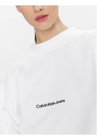 Calvin Klein Jeans Bluza J20J220689 Biały Relaxed Fit. Kolor: biały. Materiał: syntetyk, bawełna #4