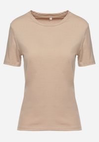 Born2be - Beżowy Gładki T-shirt z Krótkim Rękawem Elldora. Kolor: beżowy. Materiał: jeans, bawełna. Długość rękawa: krótki rękaw. Długość: krótkie. Wzór: gładki. Styl: klasyczny, elegancki #4