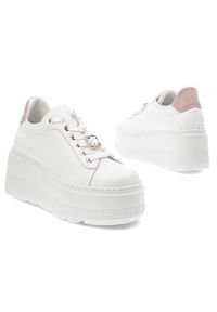Białe Sneakersy Karino Stylowe Obuwie Damskie Na Platformie. Kolor: biały. Materiał: skóra. Wzór: aplikacja. Obcas: na platformie #3
