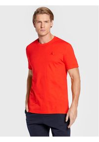 Le Coq Sportif T-Shirt 2210828 Czerwony Regular Fit. Kolor: czerwony. Materiał: bawełna #1