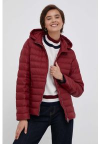 TOMMY HILFIGER - Tommy Hilfiger kurtka puchowa damska kolor bordowy przejściowa. Kolor: czerwony. Materiał: puch #1