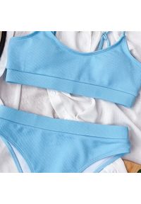 Intica - Strój kąpielowy dwuczęściowy sportowy na plażę i basen Miryam. Kolor: niebieski. Materiał: materiał #2