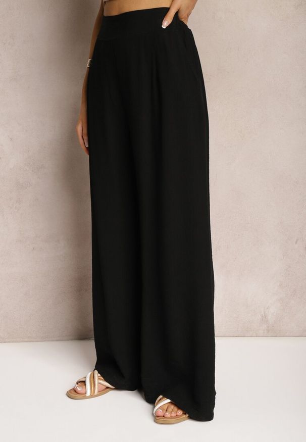 Renee - Czarne Szerokie Spodnie z Wiskozy High Waist z Gumką w Talii Timasha. Stan: podwyższony. Kolor: czarny. Materiał: wiskoza