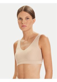 Chantelle Figi Brazylijskie z wysokim stanem Soft Stretch C10690 Beżowy. Stan: podwyższony. Kolor: beżowy. Materiał: syntetyk
