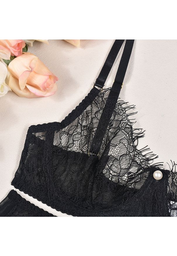 Intica - Zestaw bielizny z koronką elegancki i uwodzicielski Lefka. Kolor: czarny. Materiał: koronka. Wzór: koronka