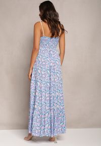 Renee - Niebieska Maxi Wiskozowa Sukienka o Rozkloszowanym Fasonie w Kwiaty Ozdobiona Szydełkowym Wzorem Damrea. Kolor: niebieski. Materiał: wiskoza. Długość rękawa: na ramiączkach. Wzór: aplikacja, kwiaty. Typ sukienki: rozkloszowane. Długość: maxi