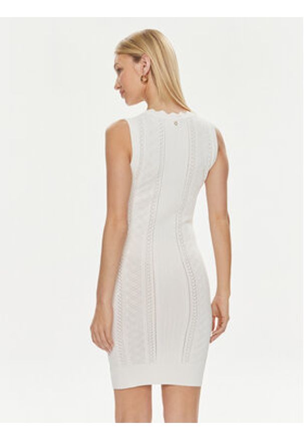 Guess Sukienka dzianinowa Es Sl Adaline W4GK11 Z2U00 Écru Slim Fit. Materiał: wiskoza, syntetyk